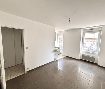 Location Appartement 1 pièce 20m² - Photo 3