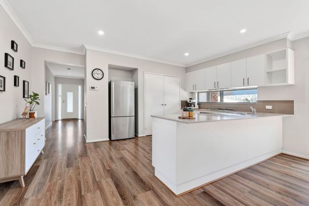 Perfect Family Home - Photo 1