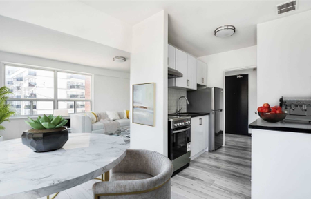 For Lease - 600 Eglinton Avenue Unit# 509, Toronto, Ontario - Photo 3