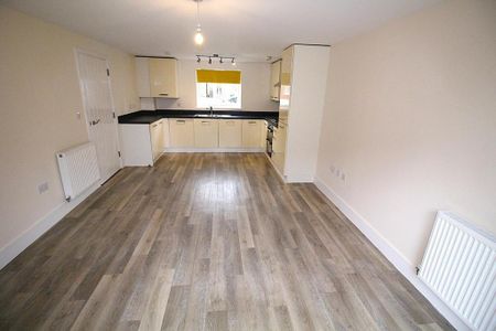 2 bedroom apartment to rent - Photo 5