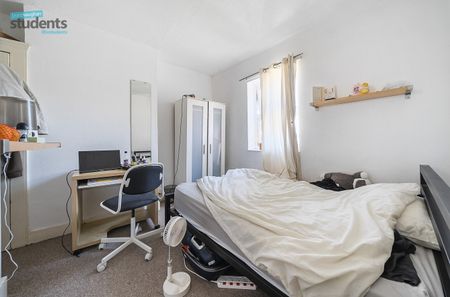 6 bedroom terraced house to rent - Photo 5