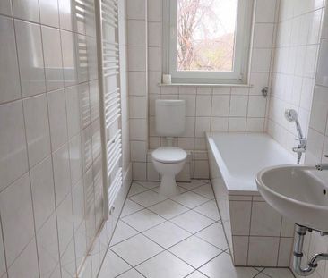 Willkommen im Geiseltal - Schöne 3-Raumwohnung - Photo 4