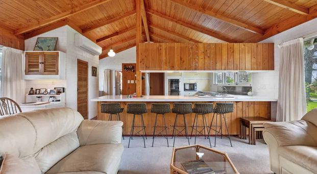 Spacious Family Home with Stunning Views - Photo 1