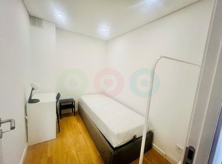 Lordelo do Ouro e Massarelos, Porto District - Photo 3