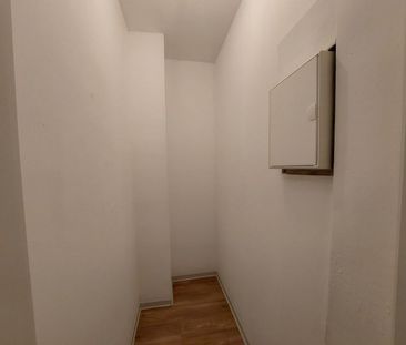 Vollmodernisierte Familienwohnung mit neuem Bad - "Freie Scholle eG" - Photo 2