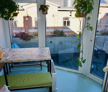 Ruim 2 slaapkamer appartement met dakterras (4m2) in het centrum va... - Foto 3