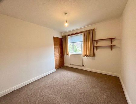 2 bedroom semi-detached house to rent - Photo 3