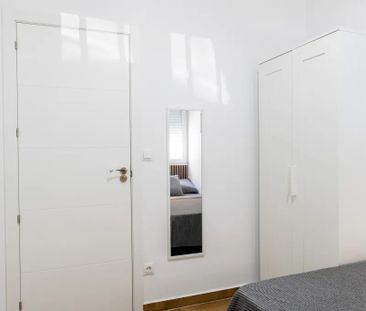 Avenida de la Plaza de Toros, Madrid, Community of Madrid 28025 - Photo 3