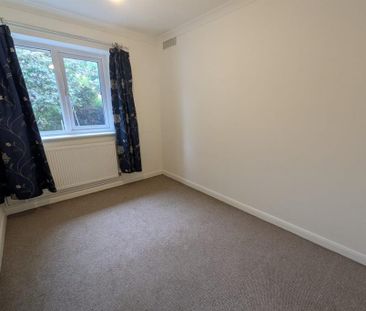 2 bedroom semi-detached bungalow to rent - Photo 1