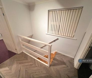 3 bedroom terraced house to rent - Photo 5