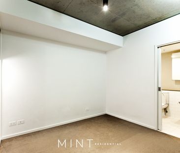 Modern City Living in a Prime Location - Photo 3