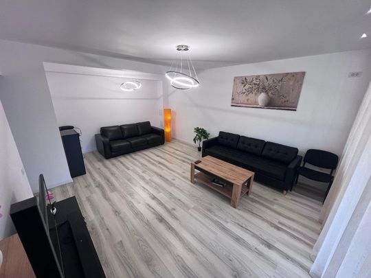Vila spatioasa cu 4 camere, terasa acoperita, Berceni - Postalionului - Fotografie 1