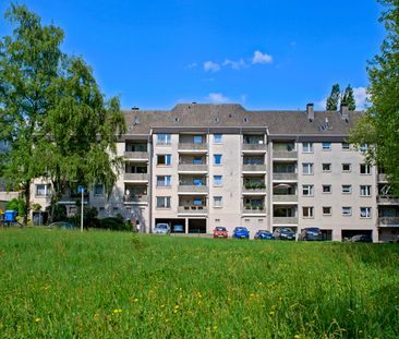 Demnächst frei! 4-Zimmer-Wohnung in Solingen Mitte - Photo 1