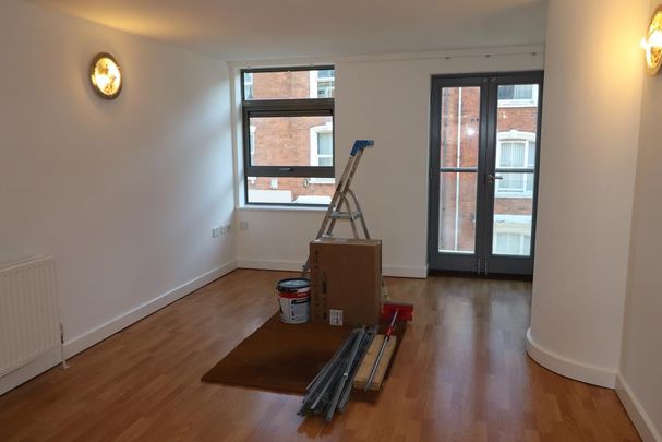 1 bedroom flat to rent - Photo 1