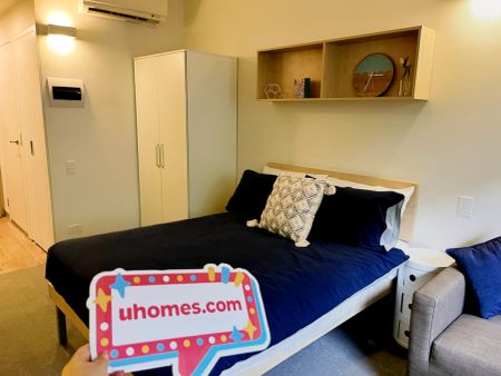 Ultra Studio Apartment - Photo 2