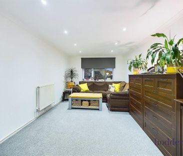 2 bedroom maisonette to rent - Photo 4