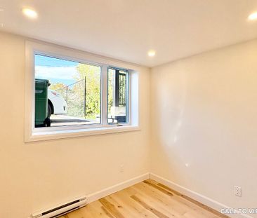 694 Crystal Street, Carson Grove - Carson Meadows, Ottawa, ON - Photo 3