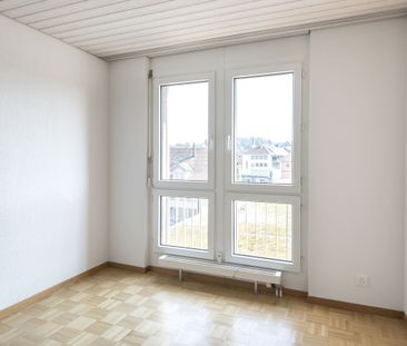 Wohnung mit Parkettboden und schönem, besonnten Balkon - Photo 5