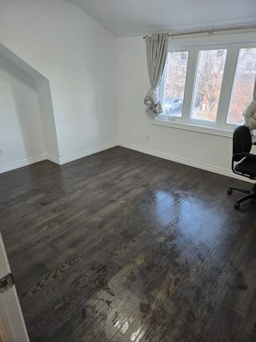 For Lease - 49 Torrens Avenue, Toronto, Ontario - Photo 4