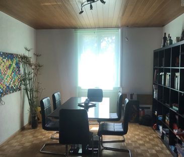 Charming terraced single-family house in a central location - Photo 5