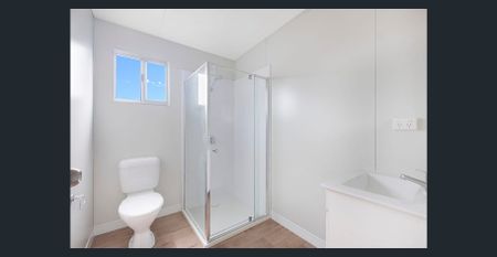 FULLY FENCED TWO BEDROOM GRANNY FLAT - Photo 2