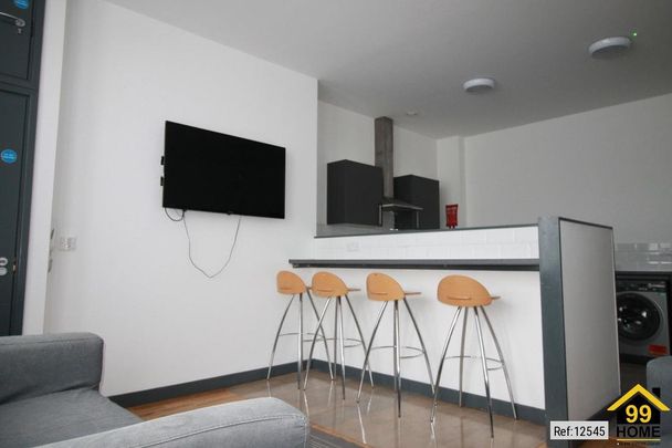5 bed Apartment in Slater Street , Liverpool, L1 4BX - Photo 1
