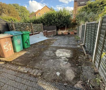 3 bedroom terraced house to rent - Photo 4