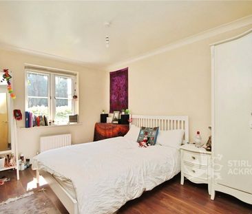 London Road, Burpham, Surrey, GU1 1FY - Photo 2