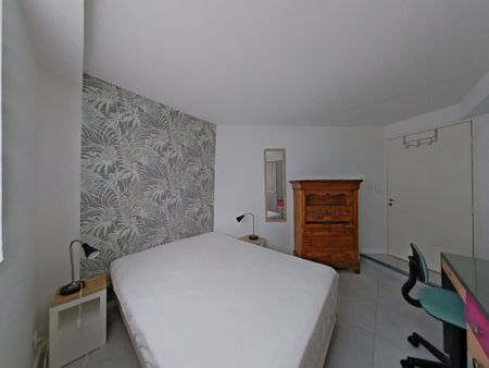 Location Appartement 3 pièces Meublé 55m² PARIS 13ème - Photo 2