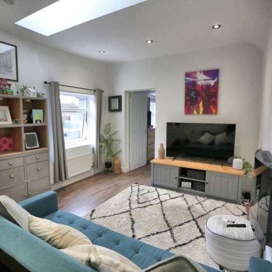 Park Lane, Poynton, SK12 - Photo 1