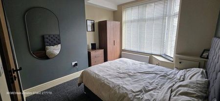 1 bedroom in a house share to rent - Photo 5