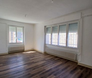 Location Appartement 3 pièces 81m² LE CREUSOT 71200 - Photo 1