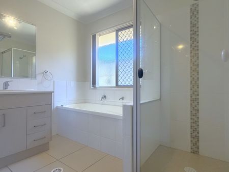 Move-In Ready Comfort in a Family-Friendly Location - Photo 4