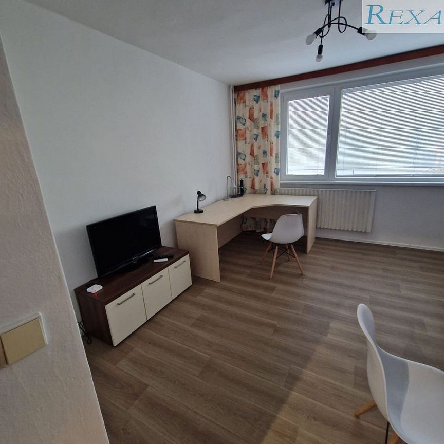 Pronájem bytu 3+1 55 m² - Photo 1