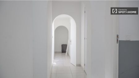 madrid, Community of Madrid 28012 - Photo 4