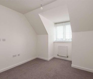 Spring Grove, Bapchild, Sittingbourne, Kent, ME10 - Photo 5