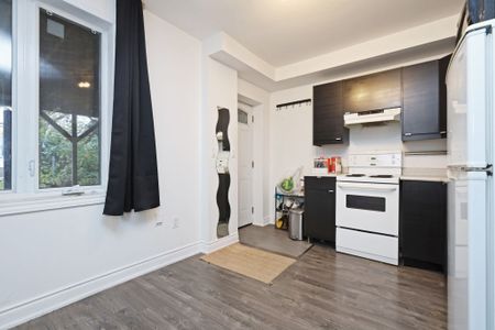 For Lease - 176 Hiawatha Road Unit# Bsmt, Toronto, Ontario - Photo 4