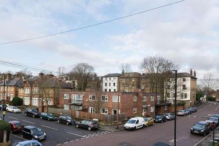 Probyn Road, Tulse Hill, London, SW2 - Photo 3