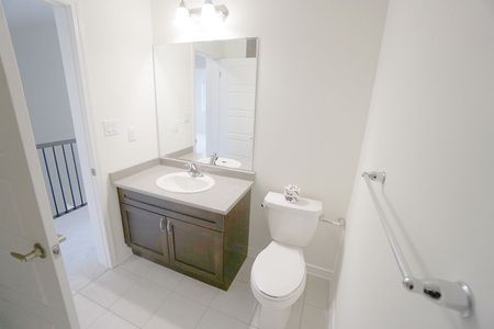 For Lease - 3328 Thunderbird Promenade, Pickering, Ontario - Photo 3