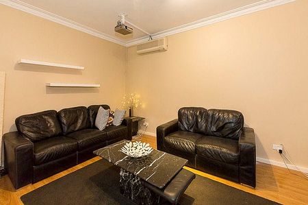 9 Puritan Close, Ocean Reef WA 6027 - Photo 5