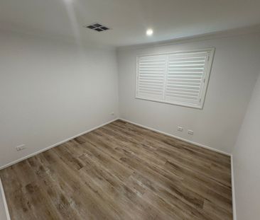 Fully Renovated 3 Bedroom Home + Self-Contained Studio | Quiet Cul-... - Photo 5