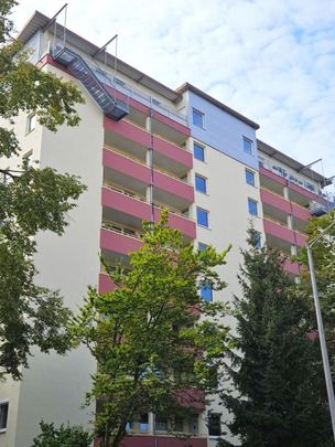 1-Zi. Wohnung mit toller Aussicht in Nürnberg - Röthenbach / Wohnung mieten - Photo 1