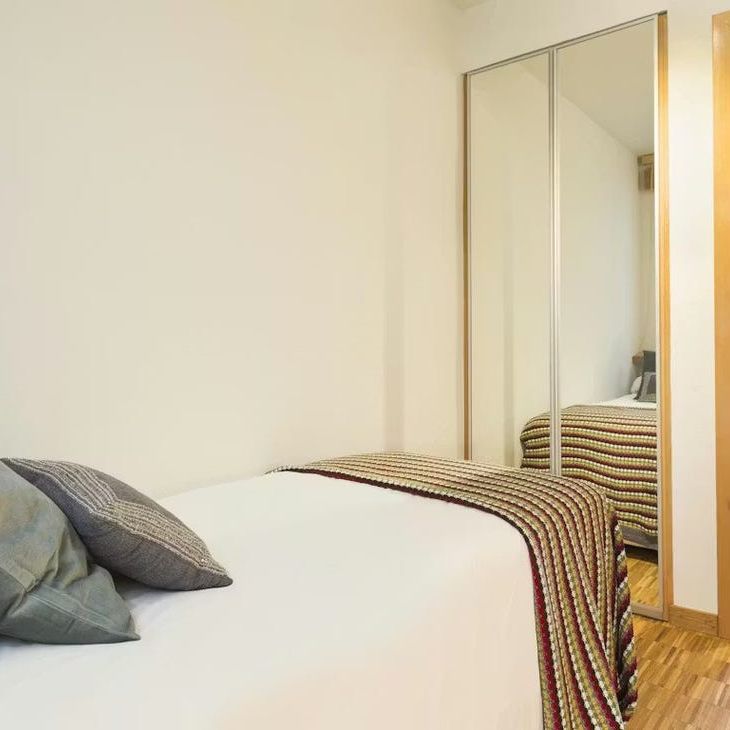 Carrer de Prats de Molló, Barcelona, Catalonia 08021 - Photo 1