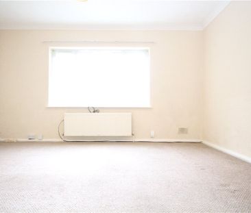 Pinewood Avenue, Uxbridge, UB8 3LW - Photo 1