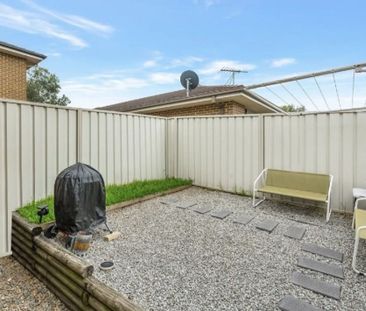 One Bedroom Granny Flat in Prime Location - Photo 3