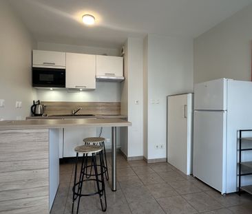Location Appartement 2 pièces 41m² VILLEFRANCHE SUR SAONE 69400 - Photo 4