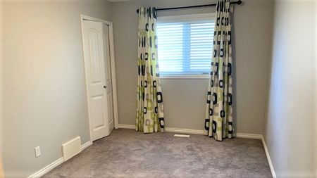 3 Br Family Home For Rent In Rosenthal. - Photo 3