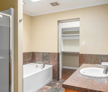 1 Bedroom - Photo 2