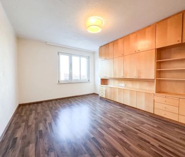 SCHLOSSBERGBLICK - Helle 3,5-Zimmer-Wohnung mit Blick über Graz in ... - Foto 1