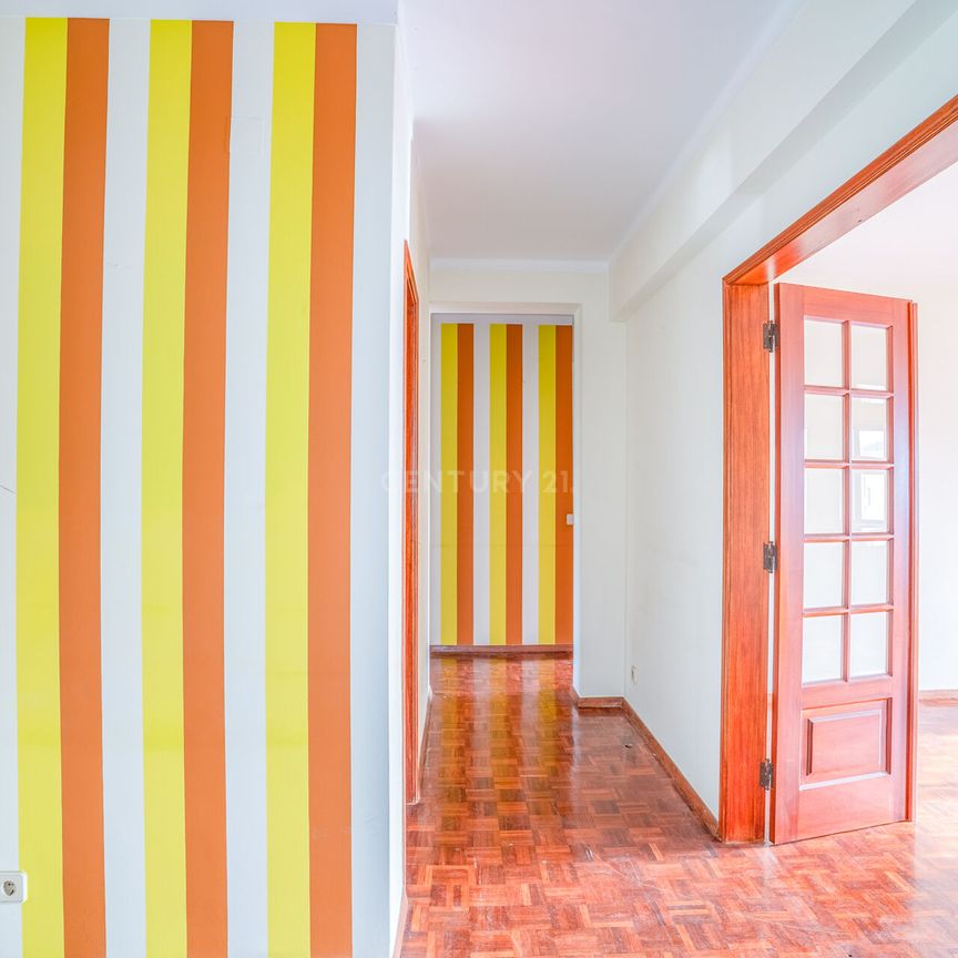 Apartamento T3, na Rua Vitorino Fróis, Caldas da Rainha - Photo 1